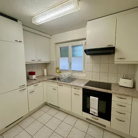 Cozy With Balcony In Apartman