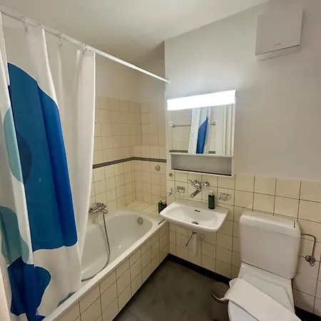 Apartman Cozy With Balcony In