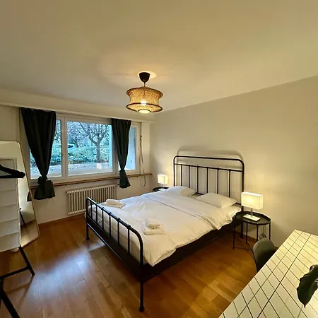 Cozy With Balcony In Apartament *